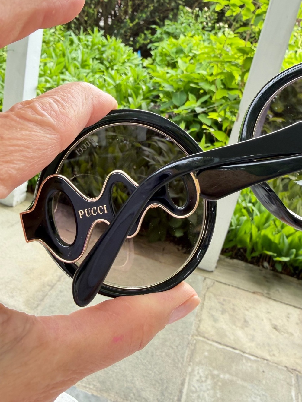 Emilio Pucci Round Black Sunglasses with Gradient Lenses - Picture 7 of 9
